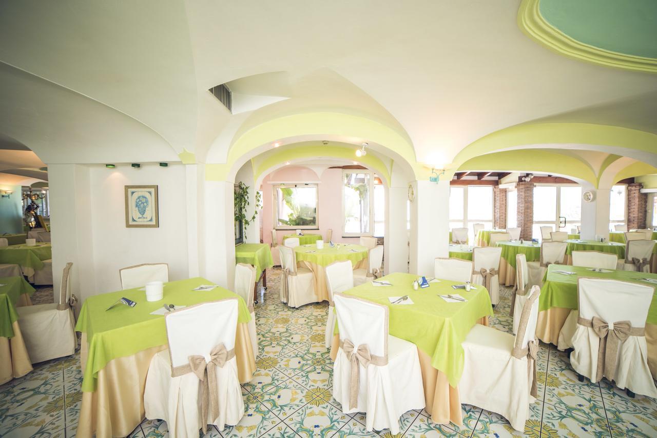 Hotel Carlo Magno Forio di Ischia 외부 사진