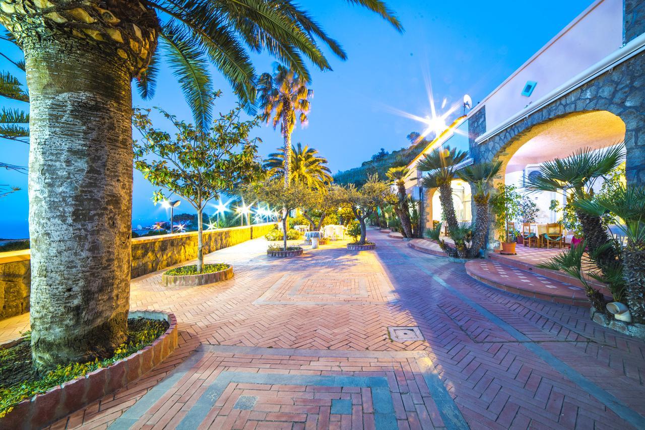 Hotel Carlo Magno Forio di Ischia 외부 사진